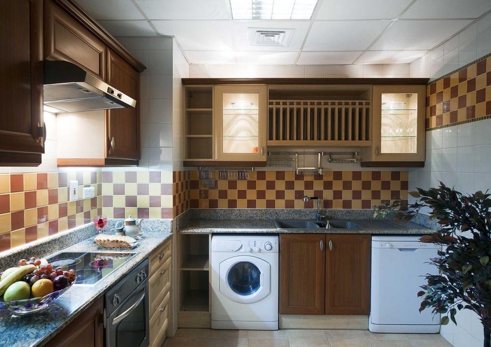 Excelsior Luxury Apartments Манама Екстериор снимка