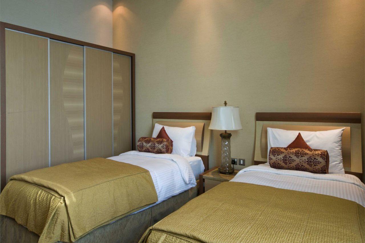 Excelsior Luxury Apartments Манама Екстериор снимка