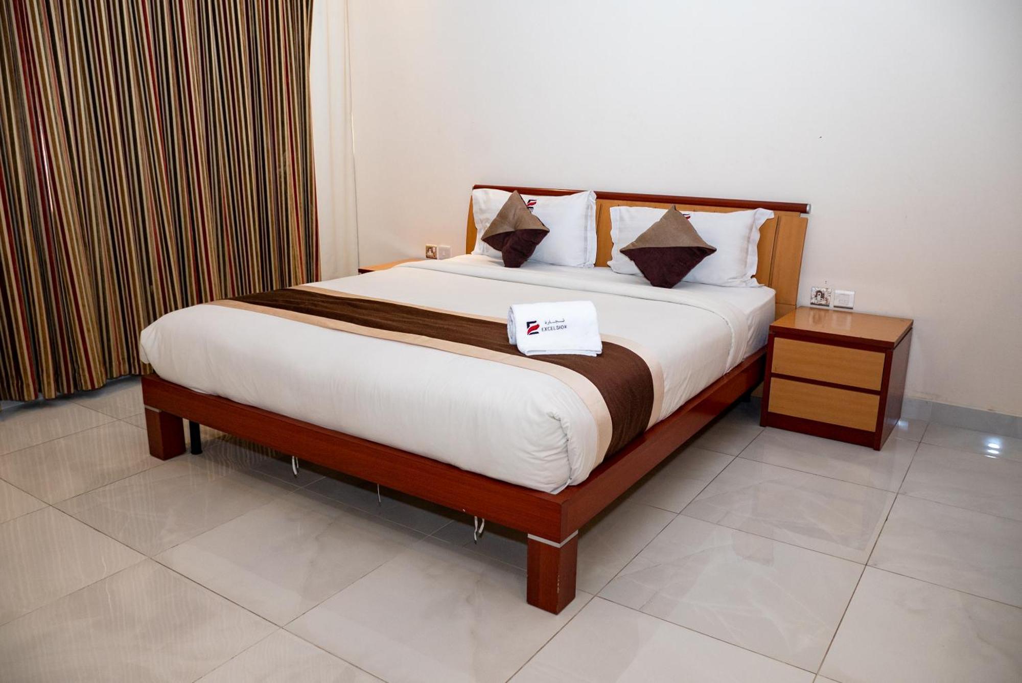 Excelsior Luxury Apartments Манама Екстериор снимка