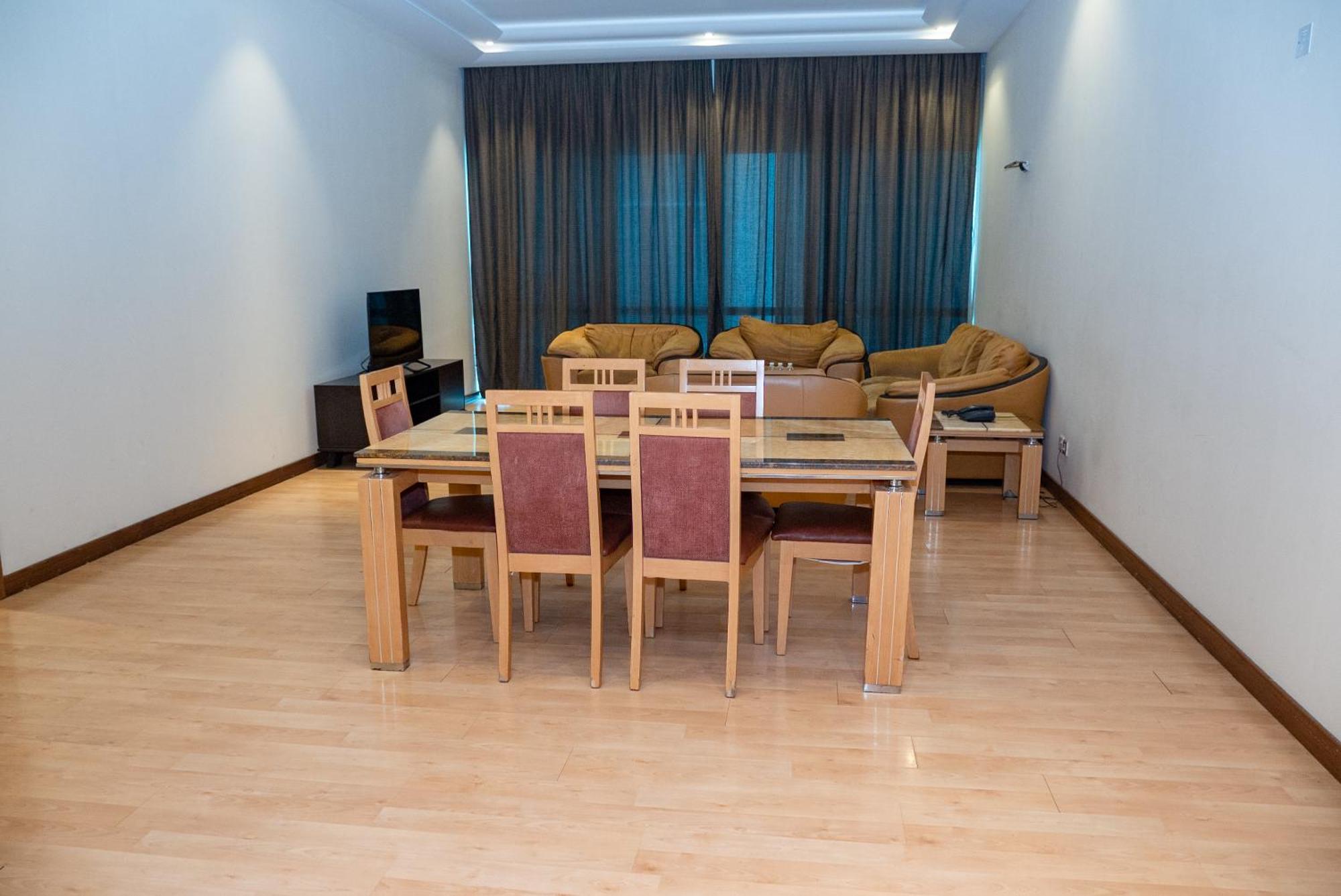 Excelsior Luxury Apartments Манама Екстериор снимка