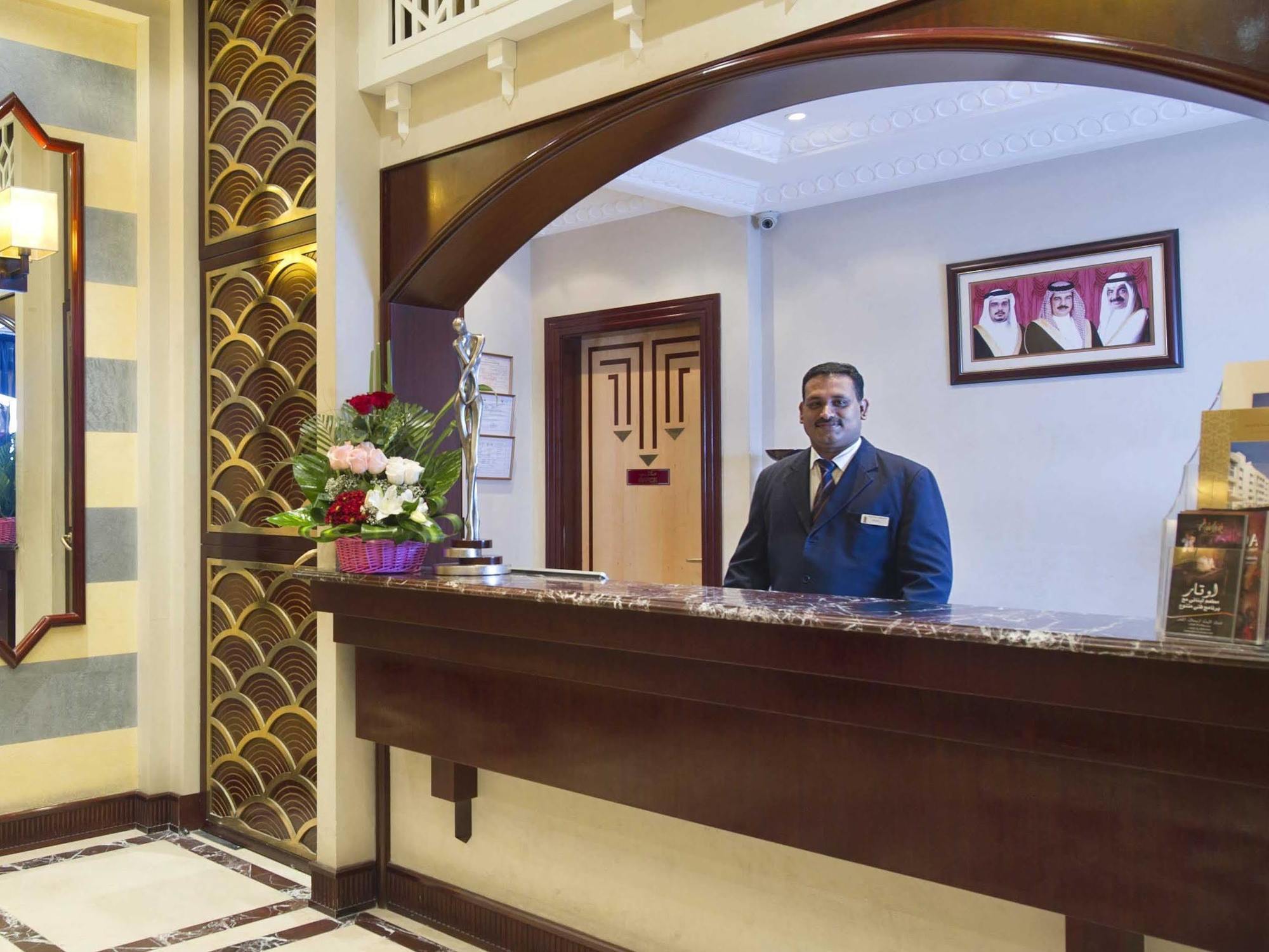 Excelsior Luxury Apartments Манама Екстериор снимка